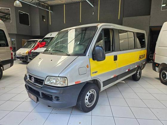 FIAT DUCATO 2.3 MINIBUS TETO BAIXO 8V TURBO DIESEL 3P MANUAL FIAT DUCATO 2.3 MINIBUS TETO BAIXO 8V TURBO DIESEL 3P MANUAL